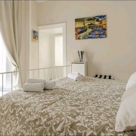 Borgo Santa Lucia Apartment Naples Exterior photo