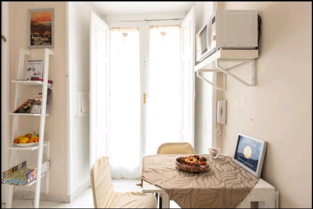Borgo Santa Lucia Apartment Naples Exterior photo